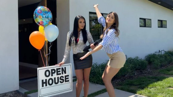Property Sex | I'm So Horny (Gizelle Blanco, Anissa Kate)