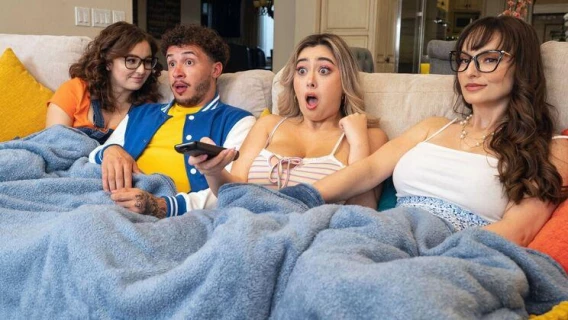 Brazzers | Busted! - The Best Of Getting Caught (Lexi Luna, Kaden Kole, Alexis Monroe.)