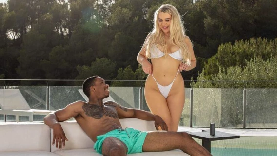 Big Naturals | Sun's Out, Big Wet Buns Out (Jesus Reyes, Gina Varney)