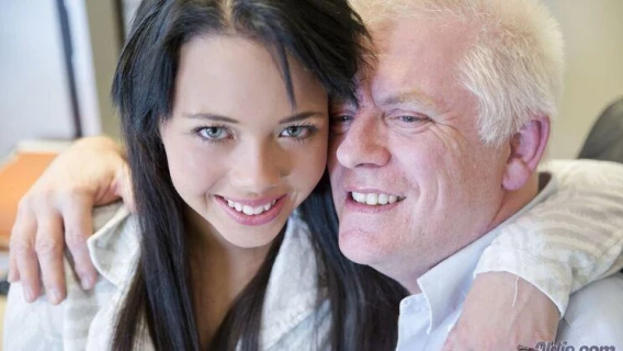 Oldje | Too Sexy For My Job (Tricia Teen, Nick)